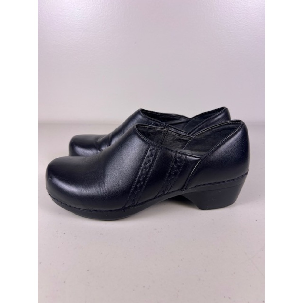 Dansko Womens Black Leather Professional Clogs Low Block Heel Size 40 clog low